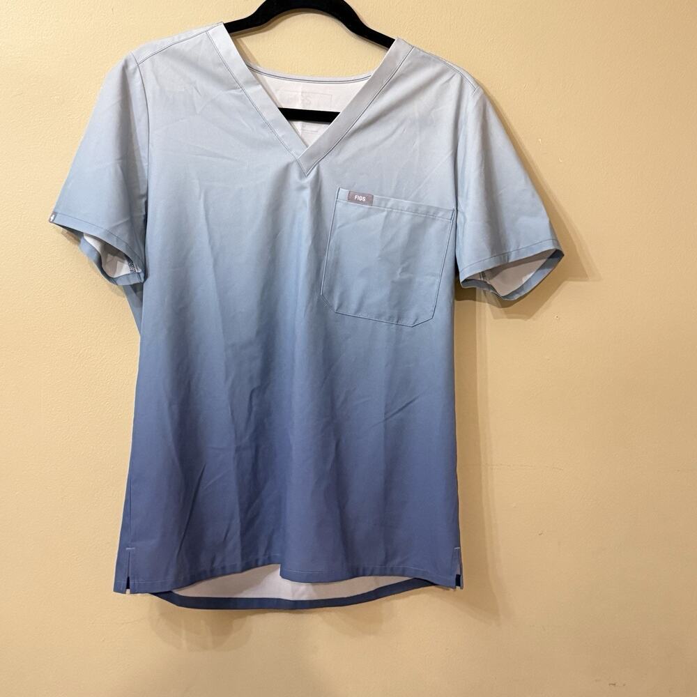 Healthcare Technical Athleisure Modern Uniformity FIGS Ombré Top Catarina M